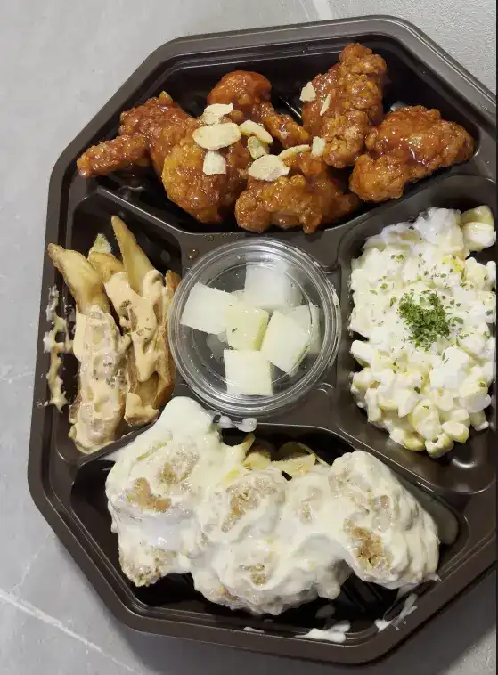 The fully unwrapped Dakgangjeong Party Pack