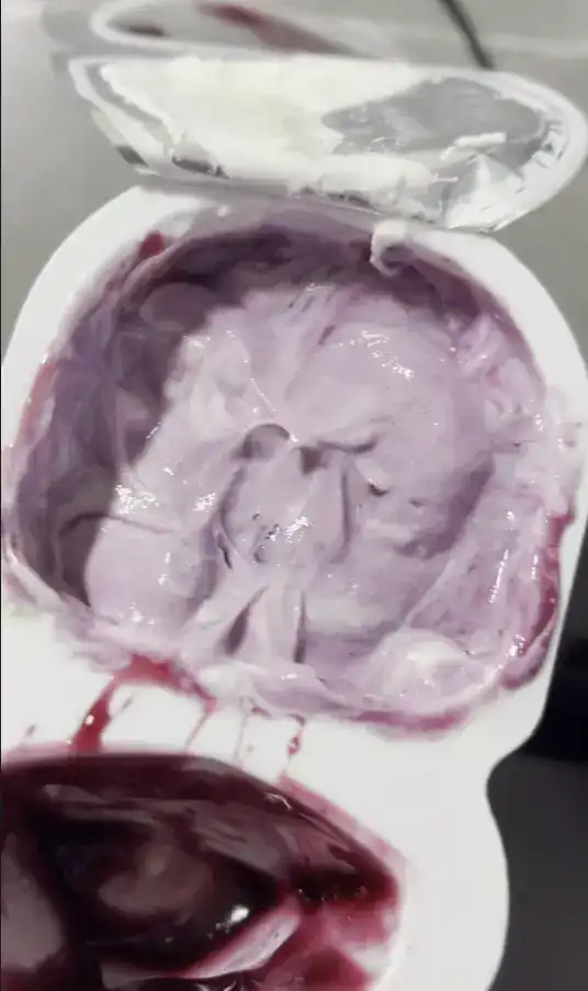 GS25 Blueberry Greek Yogurt mixed together with the blueberry jam